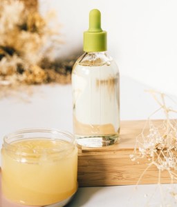 .Almond oil
.Grape seed oil